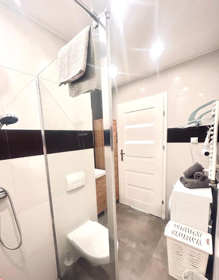 Downtownapartments Andy Air-Conditioned, Underground Parking Available Rzeszow Dış mekan fotoğraf